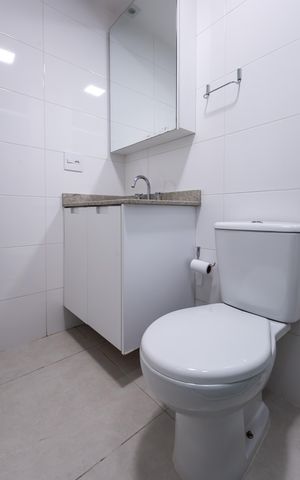 Studio para alugar com 40m², 1 quarto e 1 vaga Studio para alugar com 40m², 1 quarto e 1 vagaBanheiro