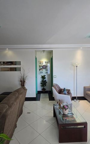 Apartamento à venda com 145m², 4 quartos e 3 vagas Apartamento à venda com 145m², 4 quartos e 3 vagasSala