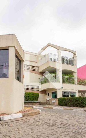 Apartamento à venda com 95m², 3 quartos e 2 vagas Apartamento à venda com 95m², 3 quartos e 2 vagasFachada e portaria