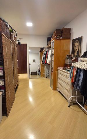 Apartamento à venda com 198m², 3 quartos e 3 vagasCloset