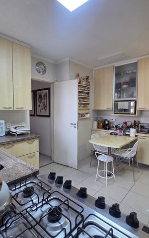 Apartamento à venda com 198m², 3 quartos e 3 vagasCozinha