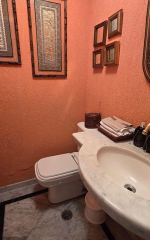 Apartamento à venda com 198m², 3 quartos e 3 vagasBanheiro