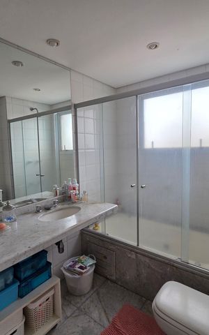 Apartamento à venda com 198m², 3 quartos e 3 vagasBanheiro