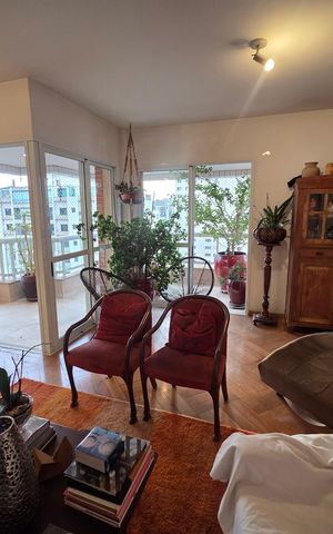 Apartamento à venda com 198m², 3 quartos e 3 vagasSala
