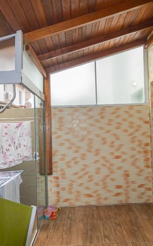 Casa de condomínio à venda com 60m², 2 quartos e 1 vaga Casa de condomínio à venda com 60m², 2 quartos e 1 vagaVaranda gourmet
