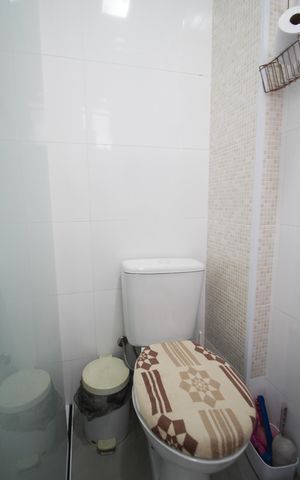 Apartamento à venda com 85m², 3 quartos e 2 vagas Apartamento à venda com 85m², 3 quartos e 2 vagasBanheiro de serviço