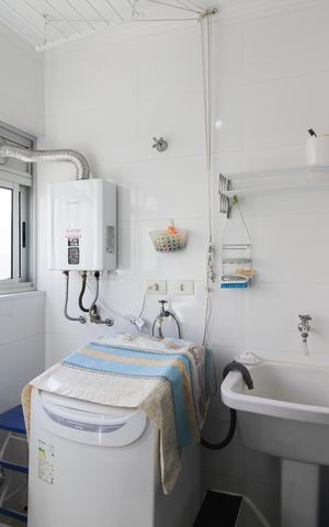 Apartamento à venda com 85m², 3 quartos e 2 vagas Apartamento à venda com 85m², 3 quartos e 2 vagasÁrea de Serviço