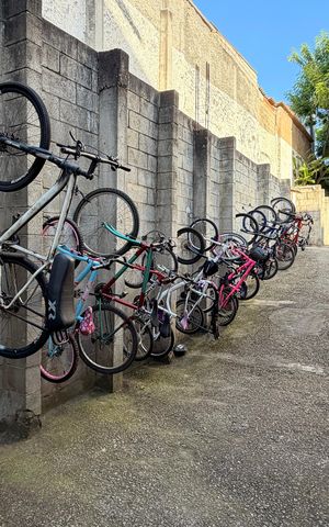 Apartamento à venda com 48m², 2 quartos e 1 vaga Apartamento à venda com 48m², 2 quartos e 1 vagaÁrea de Serviço