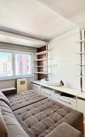 Apartamento à venda com 64m², 2 quartos e 1 vaga Apartamento à venda com 64m², 2 quartos e 1 vagaSala