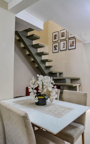 Casa à venda com 64m², 3 quartos e 1 vaga Casa à venda com 64m², 3 quartos e 1 vagaSala/Cozinha