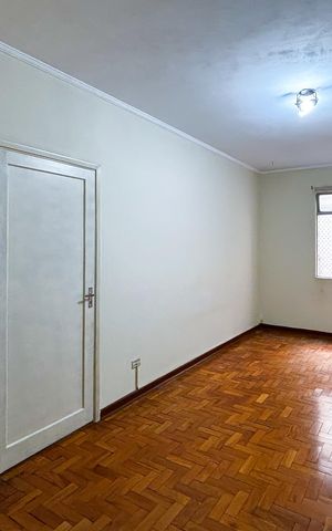 Apartamento à venda com 76m², 2 quartos e sem vaga Apartamento à venda com 76m², 2 quartos e sem vagaSala