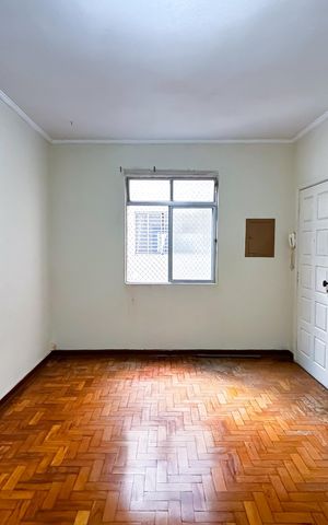 Apartamento à venda com 76m², 2 quartos e sem vaga Apartamento à venda com 76m², 2 quartos e sem vagaSala
