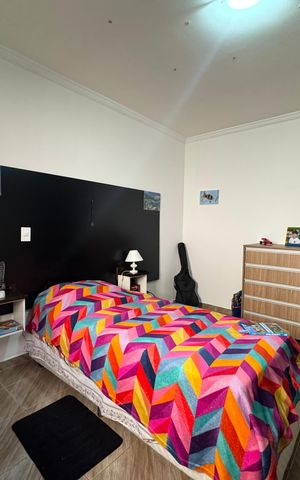 Casa à venda com 200m², 3 quartos e 4 vagas Casa à venda com 200m², 3 quartos e 4 vagasQuarto 1