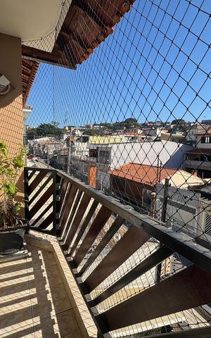 Casa à venda com 200m², 3 quartos e 4 vagas Casa à venda com 200m², 3 quartos e 4 vagasSacada