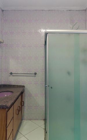 Casa para alugar com 100m², 3 quartos e 1 vaga Casa para alugar com 100m², 3 quartos e 1 vagaBanheiro