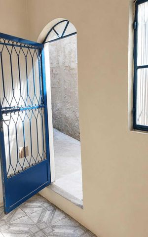 Casa para alugar com 45m², 1 quarto e 1 vagaSala