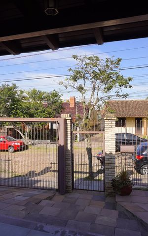 Casa à venda com 127m², 3 quartos e 1 vagaSala - vista