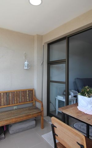 Apartamento à venda com 77m², 3 quartos e 1 vagaSala - Varanda
