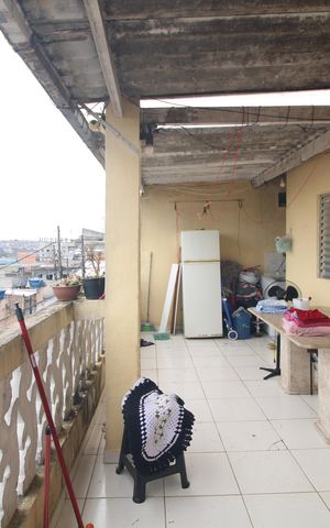 Casa à venda com 120m², 1 quarto e 1 vagaÁrea de serviço