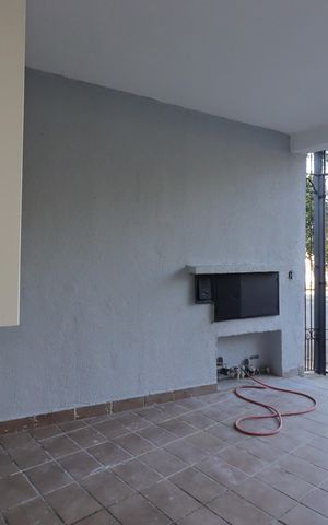 Casa à venda com 227m², 4 quartos e 2 vagasGaragem