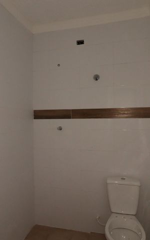 Casa à venda com 227m², 4 quartos e 2 vagasBanheiro da Casa 2