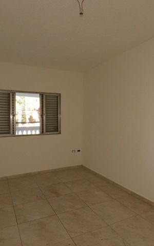 Casa à venda com 227m², 4 quartos e 2 vagasQuarto 1 da Casa 2