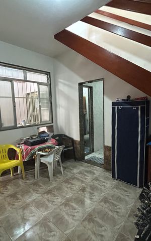 Casa à venda com 156m², 3 quartos e sem vagaSala