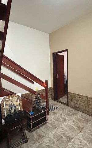 Casa à venda com 156m², 3 quartos e sem vagaSala