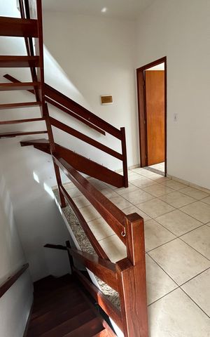 Casa à venda com 156m², 3 quartos e sem vagaHall dos quartos