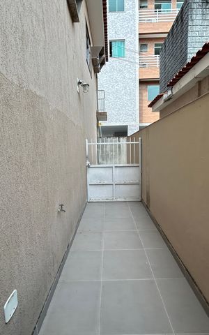 Casa à venda com 156m², 3 quartos e sem vagaÁrea comum