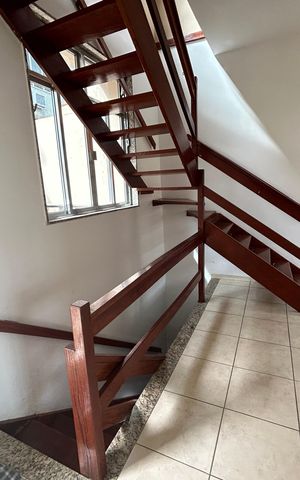 Casa à venda com 156m², 3 quartos e sem vagaHall dos quartos