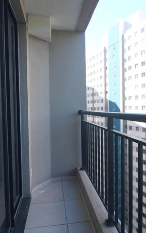 Apartamento à venda com 42m², 2 quartos e sem vagaSacada
