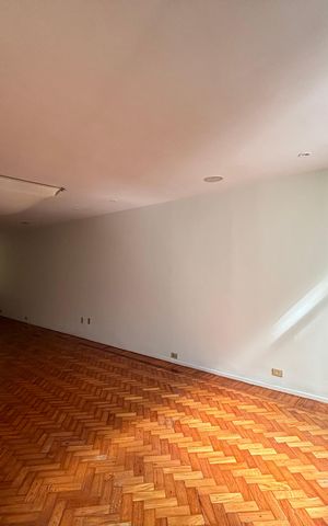 Apartamento à venda com 173m², 3 quartos e sem vagaSala