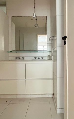 Apartamento à venda com 173m², 3 quartos e sem vagaSuíte - banheiro