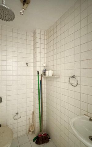Apartamento à venda com 173m², 3 quartos e sem vagaÁrea de serviço - banheiro