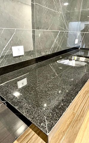Casa à venda com 134m², 3 quartos e 2 vagas Casa à venda com 134m², 3 quartos e 2 vagasCozinha