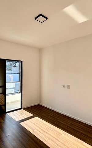 Casa à venda com 134m², 3 quartos e 2 vagas Casa à venda com 134m², 3 quartos e 2 vagasSuite 2