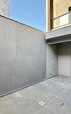Casa à venda com 134m², 3 quartos e 2 vagas Casa à venda com 134m², 3 quartos e 2 vagasÁrea gourmet
