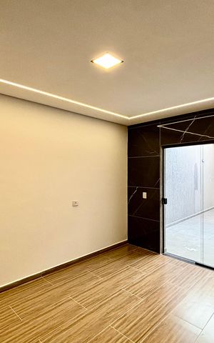 Casa à venda com 134m², 3 quartos e 2 vagas Casa à venda com 134m², 3 quartos e 2 vagasCozinha