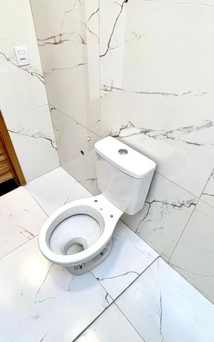 Casa à venda com 134m², 3 quartos e 2 vagas Casa à venda com 134m², 3 quartos e 2 vagasBanheiro da Suíte 1