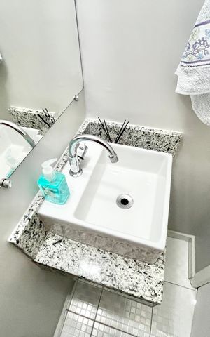 Apartamento à venda com 63m², 2 quartos e 1 vaga Apartamento à venda com 63m², 2 quartos e 1 vagaLavabo