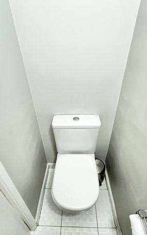 Apartamento à venda com 63m², 2 quartos e 1 vaga Apartamento à venda com 63m², 2 quartos e 1 vagaLavabo