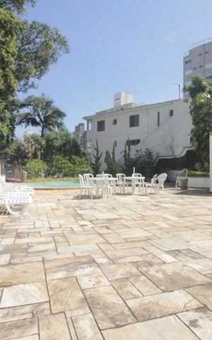 Apartamento à venda com 136m², 3 quartos e 2 vagasÁrea comum - Piscina