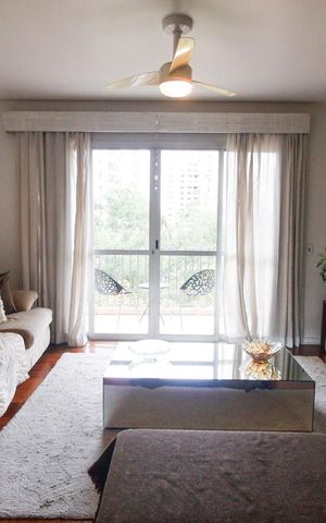 Apartamento à venda com 136m², 3 quartos e 2 vagasSala