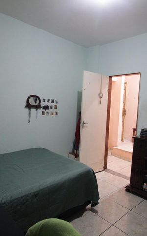 Casa à venda com 183m², 3 quartos e 2 vagasQuarto 2