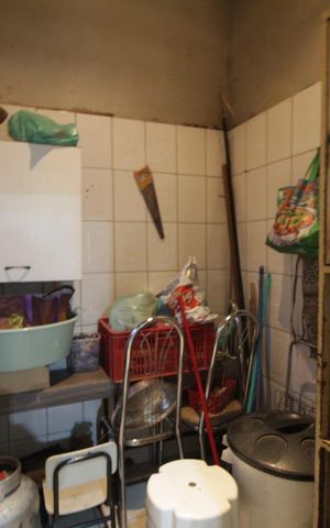 Casa à venda com 183m², 3 quartos e 2 vagasDespensa