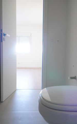 Apartamento à venda com 84m², 3 quartos e 2 vagasBanheiro 1