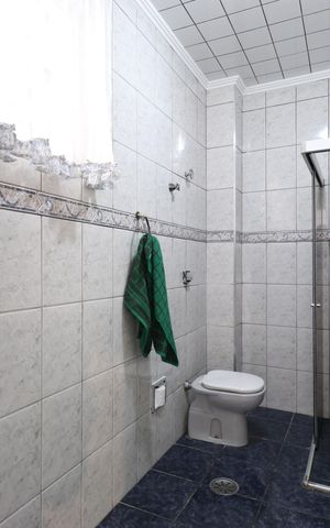 Apartamento para alugar com 86m², 2 quartos e sem vagaBanheiro 