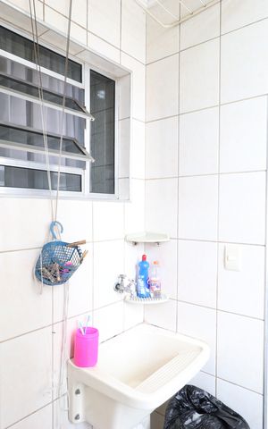 Apartamento para alugar com 86m², 2 quartos e sem vagaCozinha e Área de Serviço