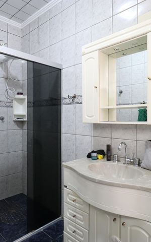 Apartamento para alugar com 86m², 2 quartos e sem vagaBanheiro 